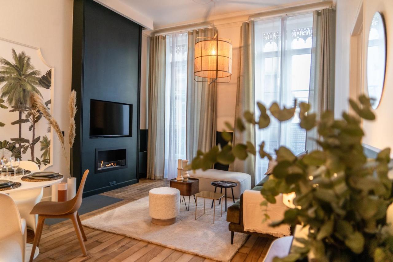 Beige Hospitalite - Coco - Hypercentre-2Chambres-Parking-Zen Saint-Etienne  Buitenkant foto