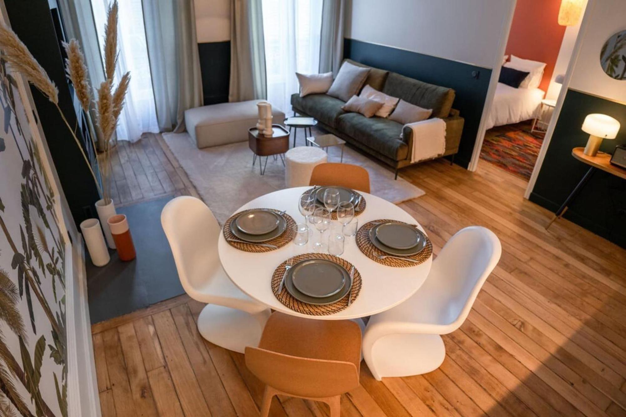 Beige Hospitalite - Coco - Hypercentre-2Chambres-Parking-Zen Saint-Etienne  Buitenkant foto